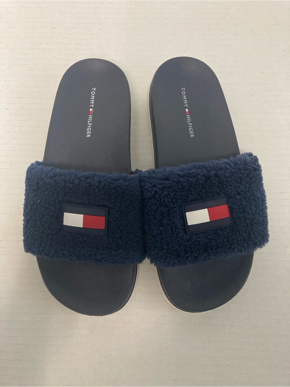 Tommy Hilfiger Dezia Logo Faux Fur Slides Navy Blue7M - Picture 11 of 16